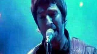 Video thumbnail of "Oasis - Don't look back in anger"