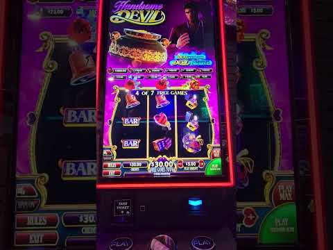 Handsome Devil $5 Free Spins!  Everyone seemed to want to watch today!