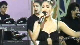 Video thumbnail of "Selena Y Los Dinos - Si la Quieres"