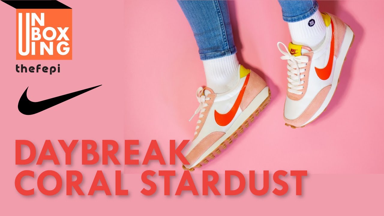 nike daybreak coral stardust