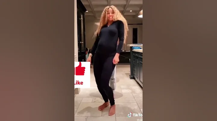 Ciara dance’s viral tick tock dance with her family!❤️💃🏻#trending #ciara #viral