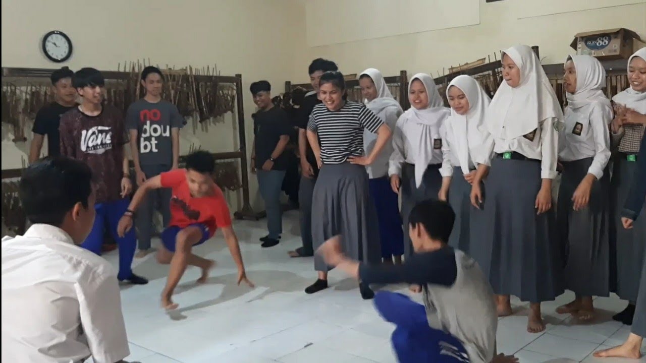 Dok.XII Mipa 1 SMA YAS Bandung Angkatan 2020 - YouTube