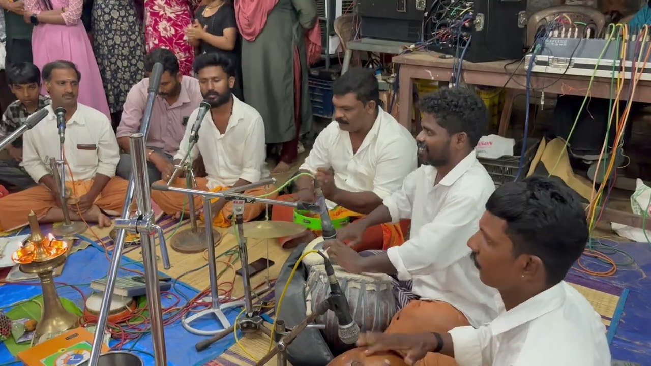 അംഗന മണിയവൾ അഴകുള്ള പാത്തുമ്മ /ഓം സച്ചിദാനന്ദ ഭജന ടീം / tranding song bhajana
