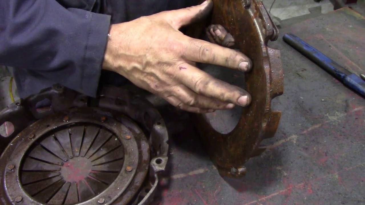 How a clutch pressure plate works something for Bernt YouTube