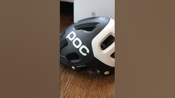 My new POC helmet is SICK #ridemtb #mtblife #mtb