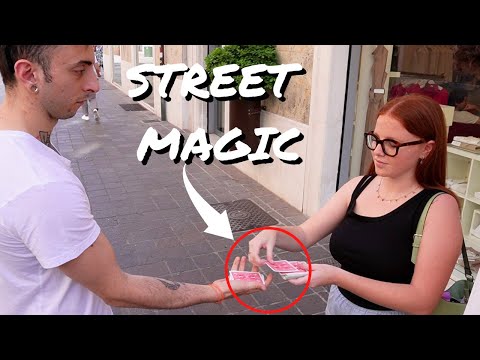 PREVEDERE LE SCELTE DELLE PERSONE  :: Street magic a Brescia 3::