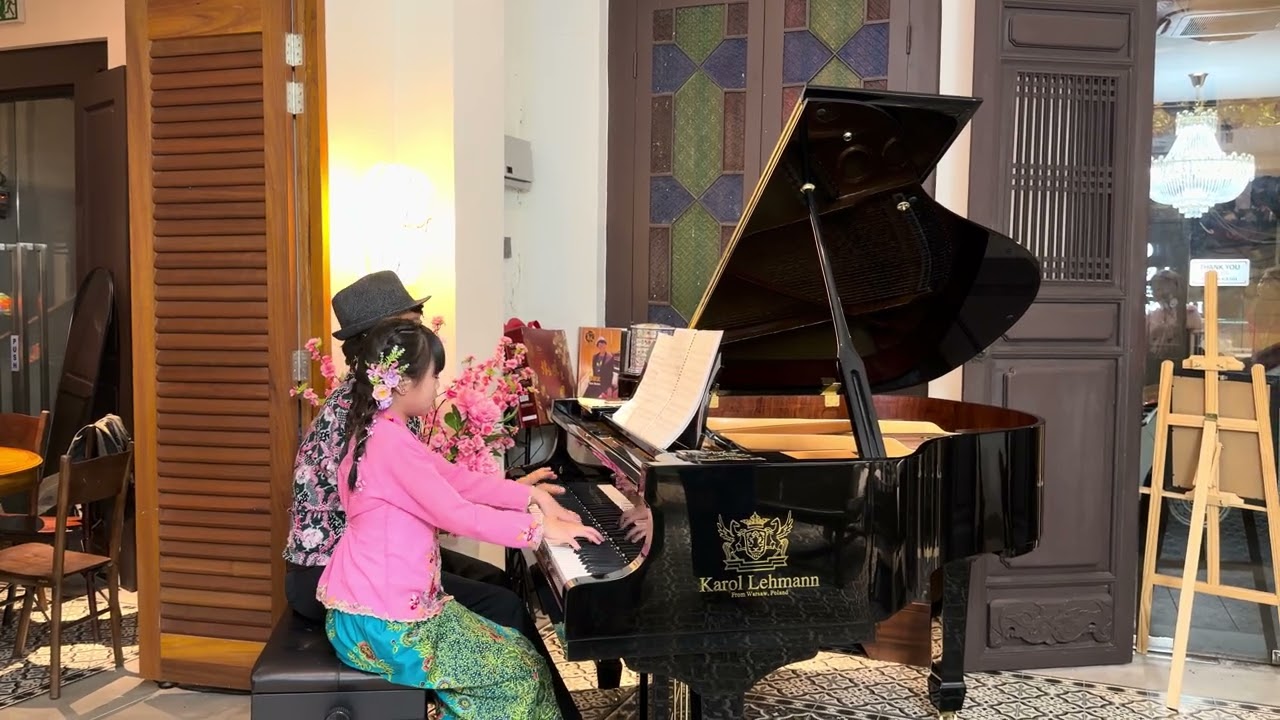 Tchaikovsky - Trepak (Russian Dance) Duet with concert pianist Kee Boon in Melaka
