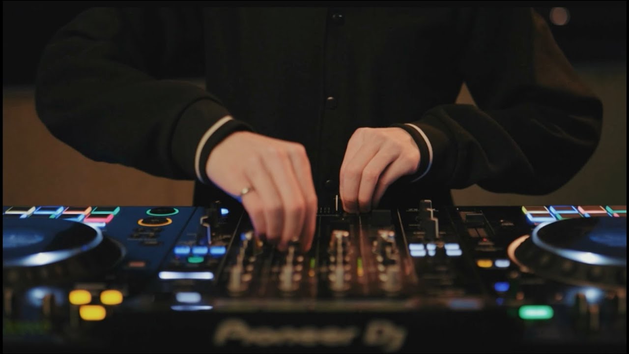 Monstercat Mix Contest 2021: mostrino's Submission Mix [FINALIST]