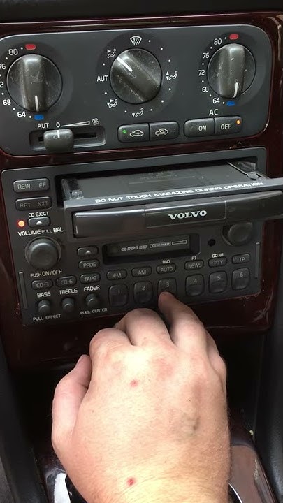 Volvo SC-901 CD Changer proper function - YouTube