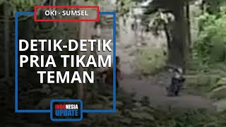 Video Detik-detik Pria di OKI Ditusuk Berkali-kali di Pinggir Jalan, Perekam Histeris Tak Bisa Bantu