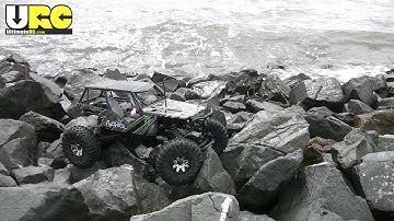 Axial Wraith box stock slippery crawling - no music/FX