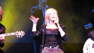 Olivia Newton John - Chile - Don´t stop believin [HD]