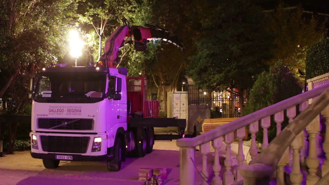 Instalacion de Contenedores marítimos de Trastering en el Palau Robert