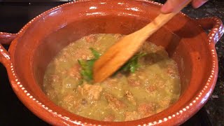 Chicharrones y Tierritas en Salsa Verde