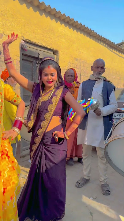 ek sanam teri aakh katili songs,ek sanam teri aankh katili song,ek sanam tari aankh katili full song