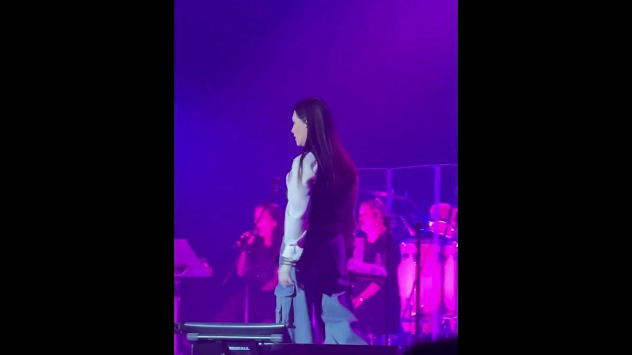 Ana Gabriel Amsterdam 2024#undeseomas   es demasiado tarde