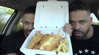 Eating Raising Cane's Chicken 'The Box Combo'
