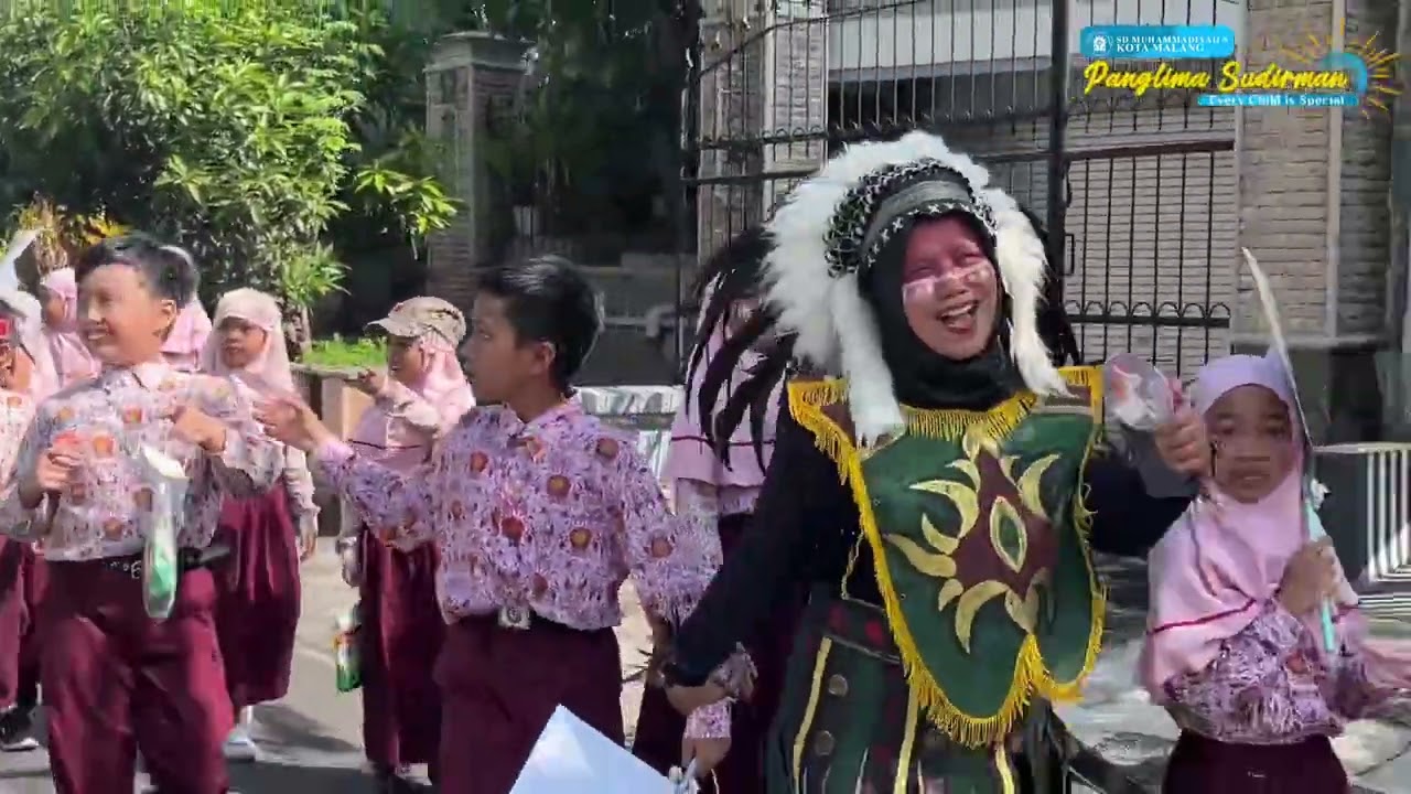 PAWAI MILAD MUHAMMADIYAH KE 112 M | SD MUHAMMADIYAH 9 KOTA MALANG