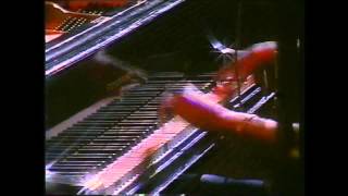 Jerry Lee Lewis - Great balls of fire. Live in London England 1983 chords