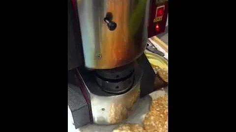 Como é feito biscoito de arroz Camil?