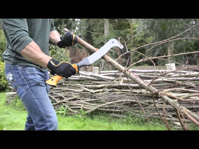 Sharpening the hook of a Fiskars XA3 WoodXpert Machete : r/sharpening