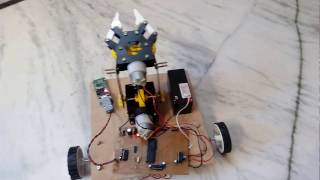 Android Speech controlled Pick and Place robot using wireless Bluetooth App - IOT Projects screenshot 1