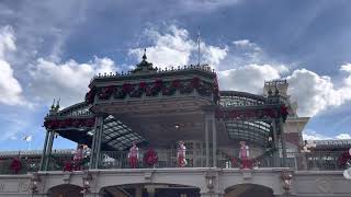 Celebrity Sleigh Bells - Dapper Dans - Magic Kingdom - Walt Disney World Net Worth