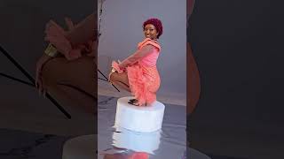 how to pose for pictures #shootphotography #fashionphotography #studio9photography #fashion #shoot