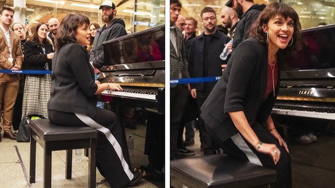 Norah Jones Plays Piano In London S St Pancras Station