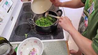 Ua Qaib Ko Taw Nrog Zaub Keg Ntev