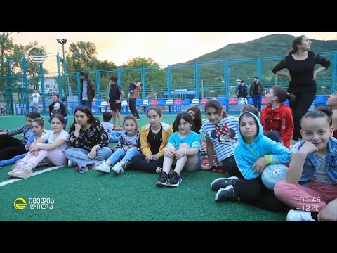 პროექტი „მოძრავი კინოთეატრი“ - პროგრამა რეგიონებში მცხოვრებთა აქტიურ მოქალაქეებად ჩამოყალიბებისთვის