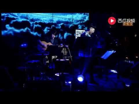 没听过就OUT了，2017年最火单曲之一！