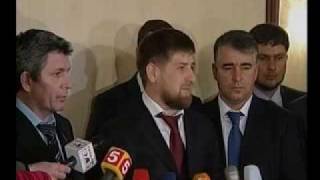 Рамзан Кадыров обвиняет правозащитника в клевете Рамзан Кадыров обвиняет правозащитника в клевете