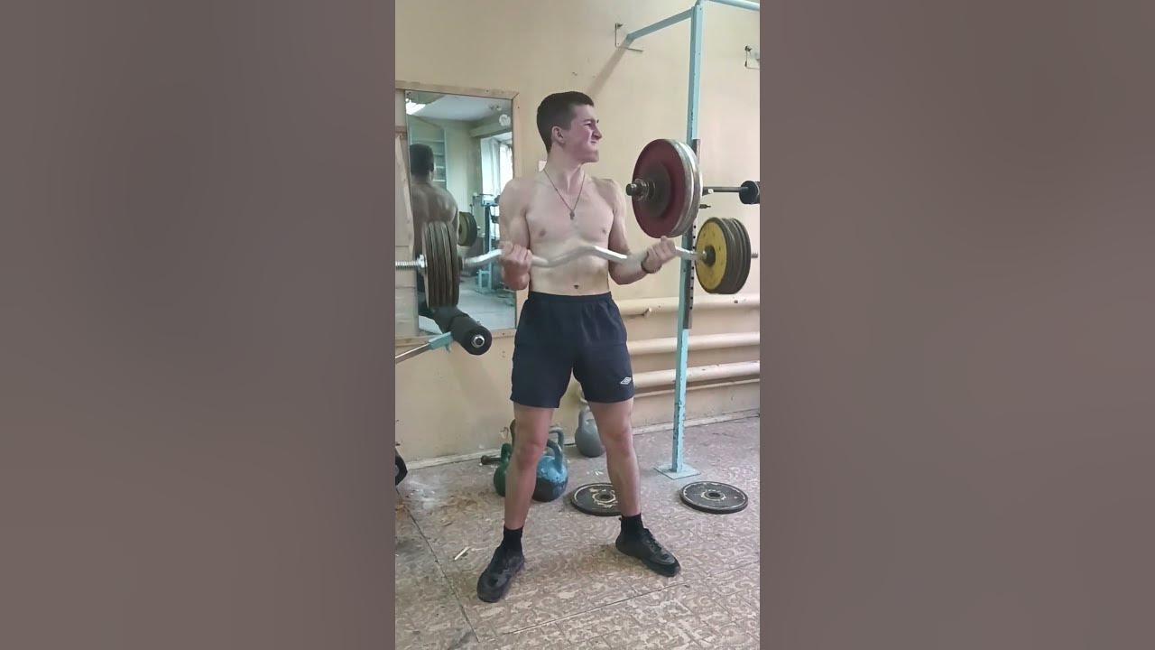 Жимовой швунг с гантелями
