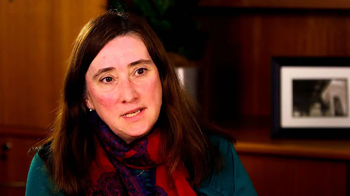 Professor Michele Simons - Dean, School of Educati...
