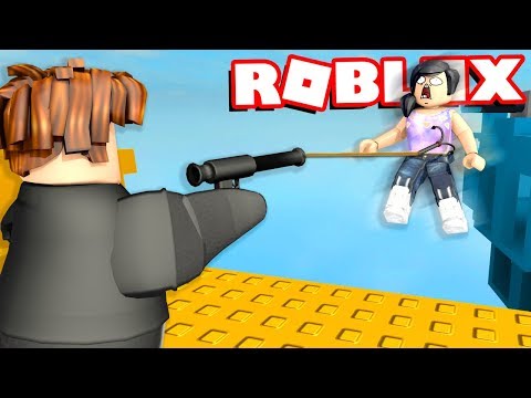 This Thing Chased Me In Roblox By Flamingo - su tart bully story new epic roblox