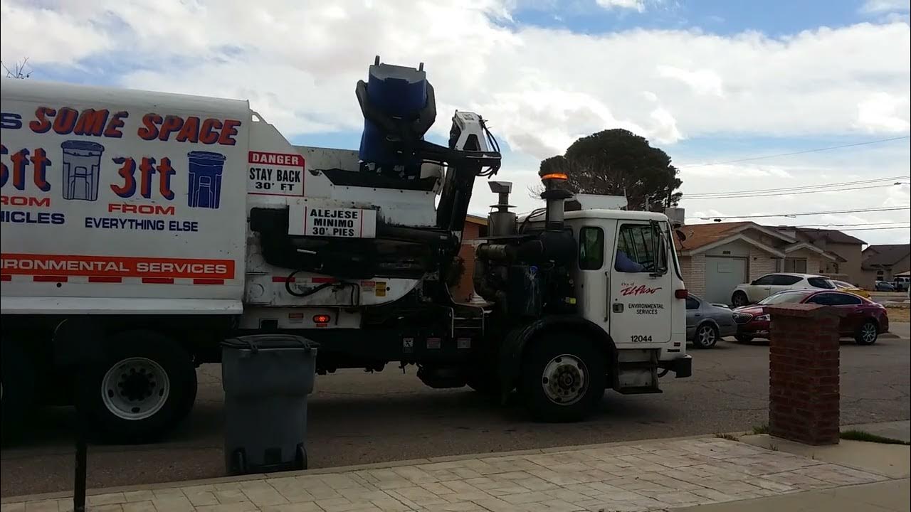 El Paso Recycling Truck Dumping Trash YouTube