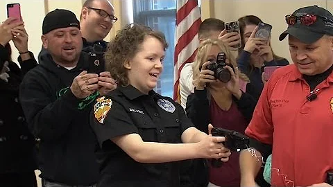 Ohio teen with leukemia fulfills shocking bucket-l...