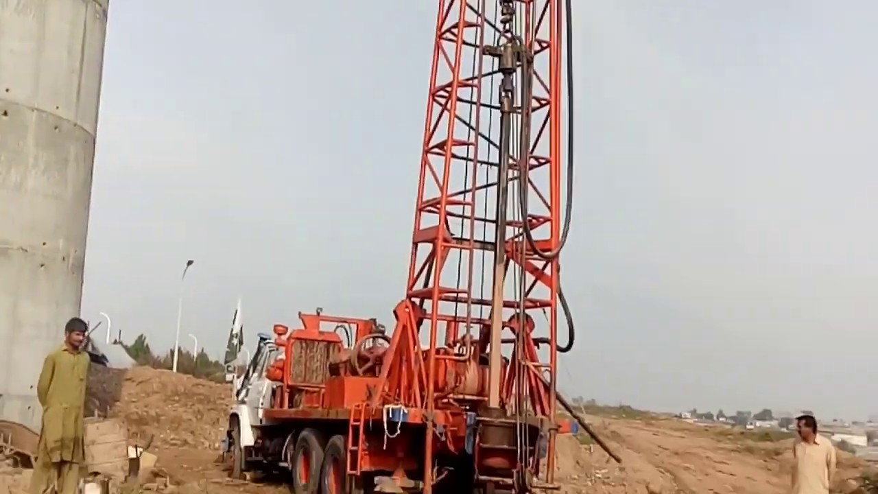 Well Working Machine Water well drilling rig machine working in Pakistan - YouTube