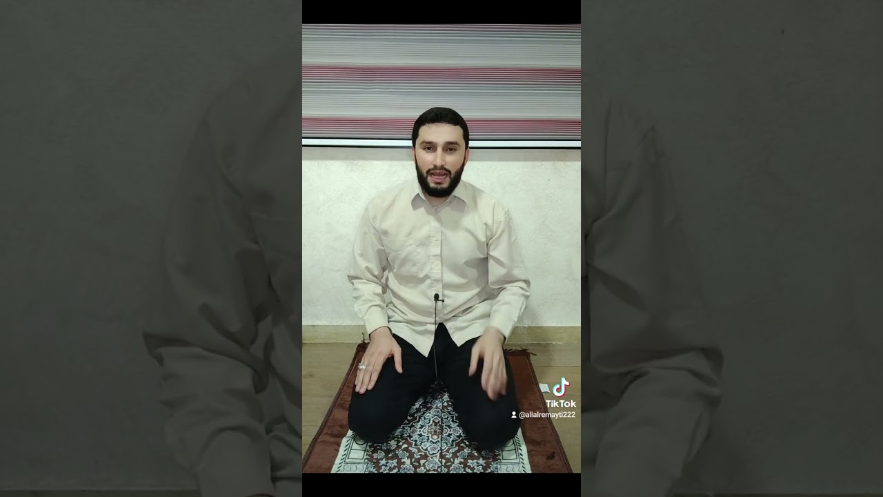 زيادة التسليم في الركعة الثانية هل يبطل الصلاة؟وكيف نسجد سجود السهو؟