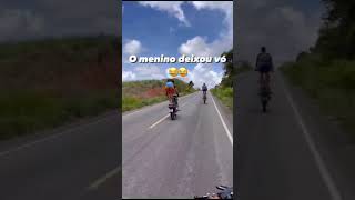 queda de moto #humor #kwai #comedia #videos #musica #amor #mãe #motovlog #moto #motorcycle #motogp Resimi