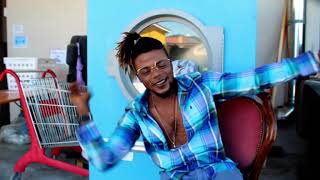 Vicky M Ft 2Rymce - Cut The Chain