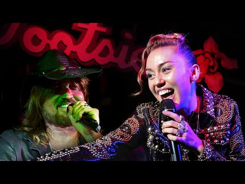 miley-cyrus-&-billy-ray-cyrus-“achy-breaky-heart”-spotify-fans-first-live-duet-in-nashville,-tn-2017