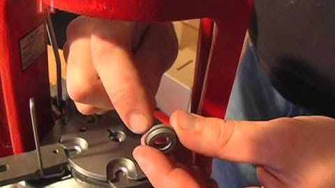Lock-N-Load™ AP Instructional Videos (2 of 12) Shell Plate Installation from Hornady®