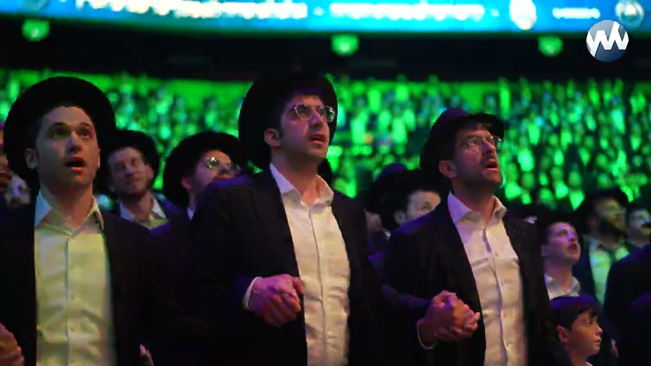 Dancing at Adirei HaTorah V