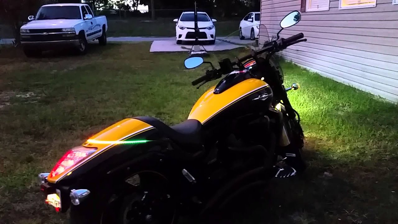 Suzuki m109r boss freedom performance exhaust YouTube