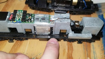 Proto 2000 GP9 teardown in search of a squeek