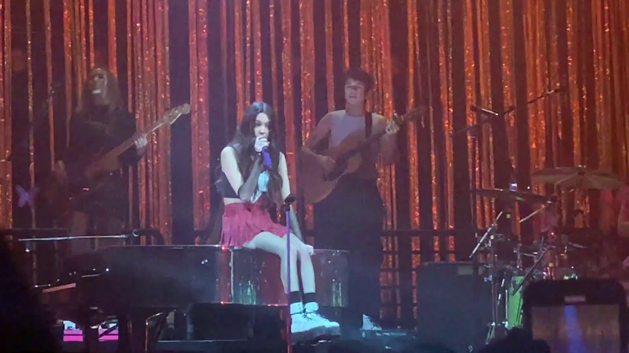 Olivia Rodrigo Complicated 20220414 Sour Tour Minneapolis