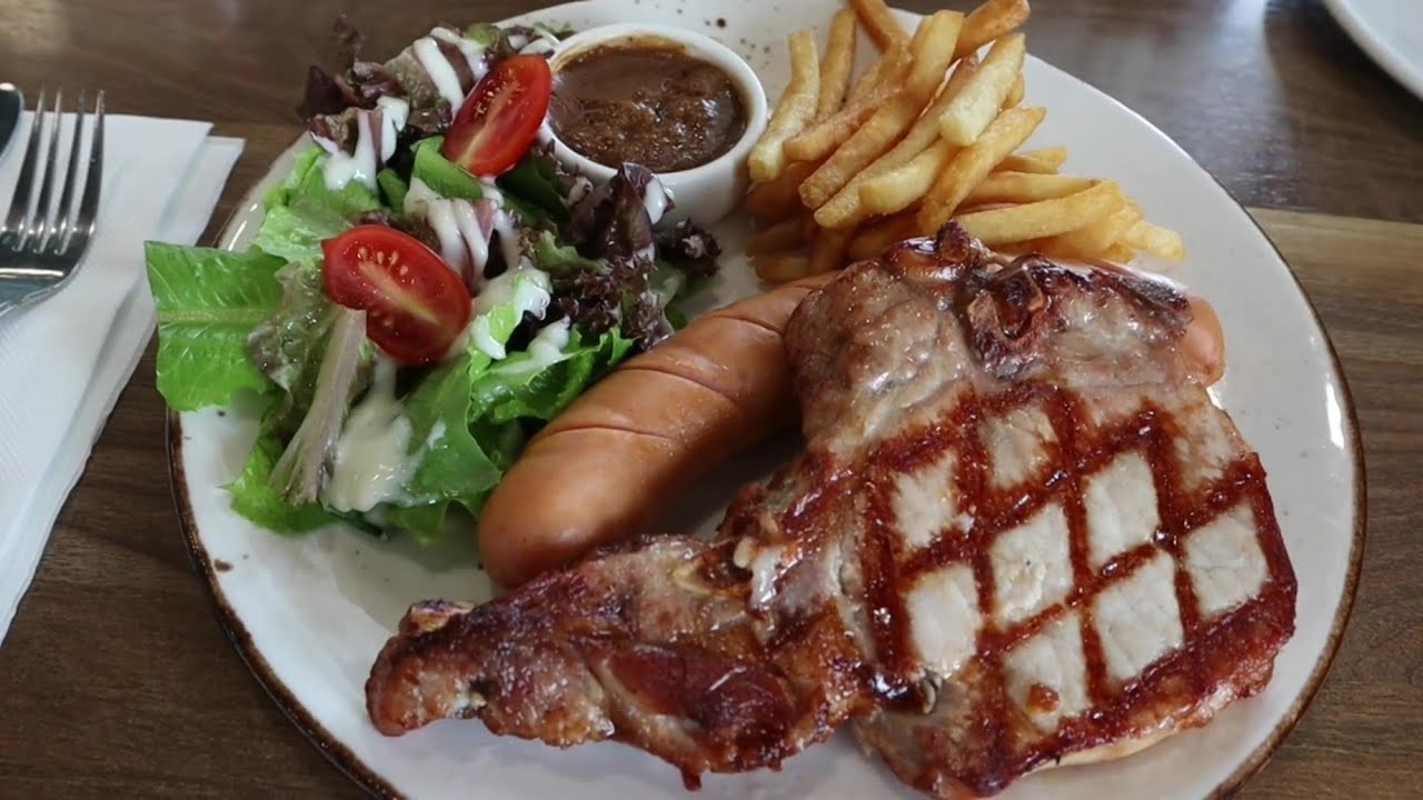 Kurobuta Pork Chop (Japanese Black Pig) | At the Pizza Company in