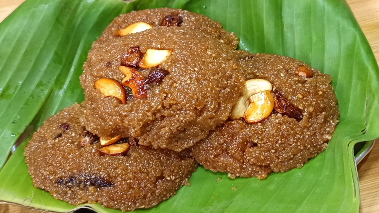 Jaggery Ravva Kesari👉A delicious prasad that can be easily made for ...